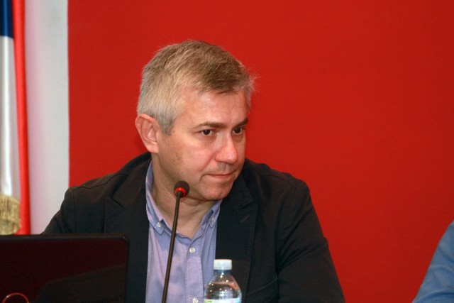 Zoran Stanojević
16/12/2013