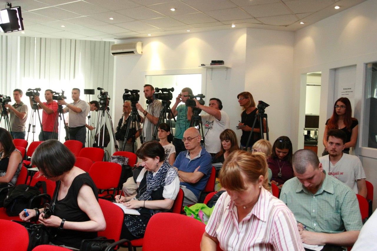 Konferencija za novinare Udruženja porodica nestalih i poginulih lica 