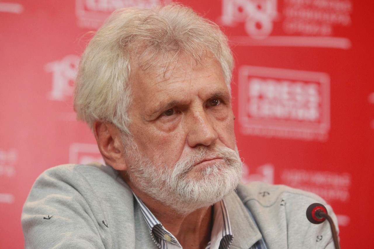  prof. dr Zoran Stojiljković
5/10/2015