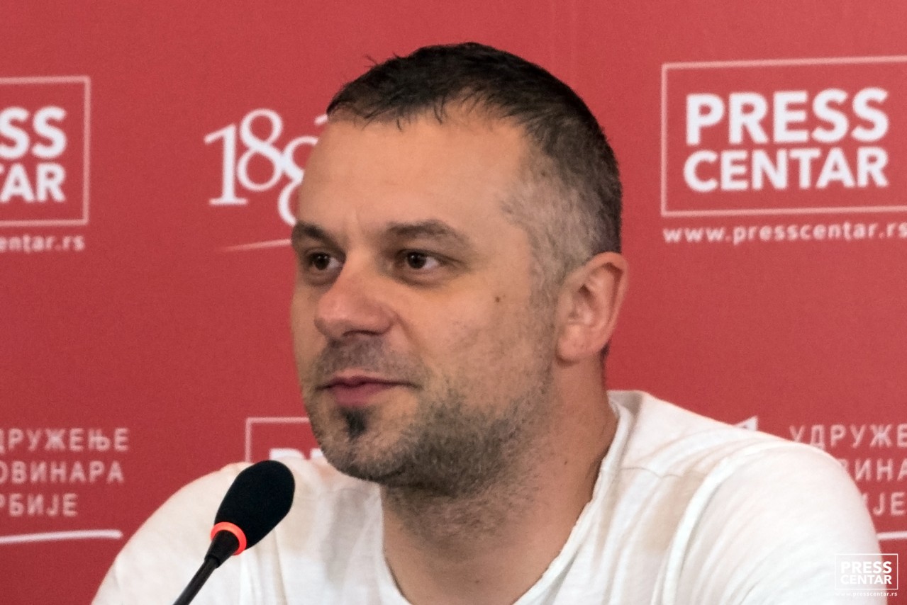Bojan Zlatanović
4/7/2017