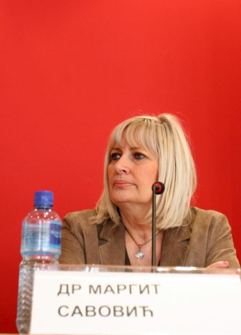 Dr Margit Savović
21/04/2011