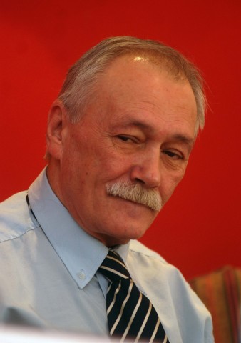 Mihailo Blam
04/07/2012