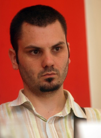 Aleksandar Cvetković
04/07/2012