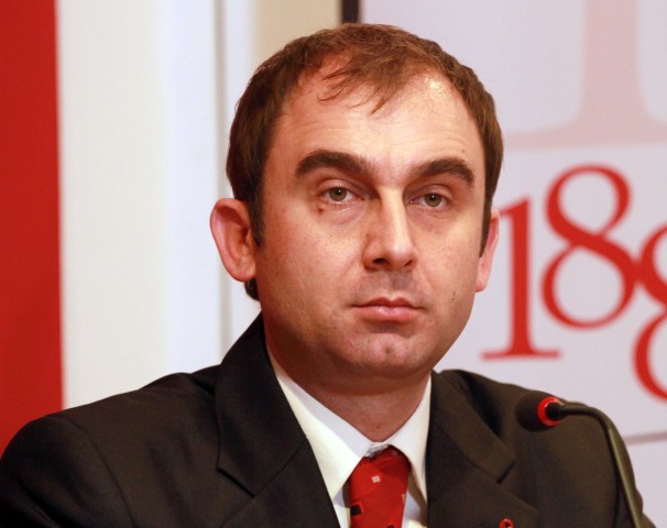 Vladimir Antić
30/11/2012