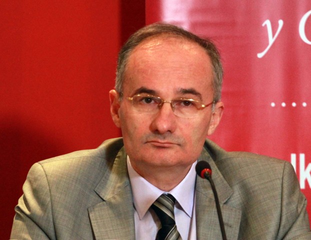 Mr Dragan Vlaisavljević
24/12/2012