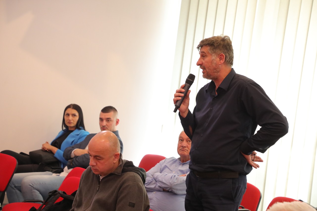 Panel diskusija „Da li je Sarajevo bio opkoljen i blokiran grad?