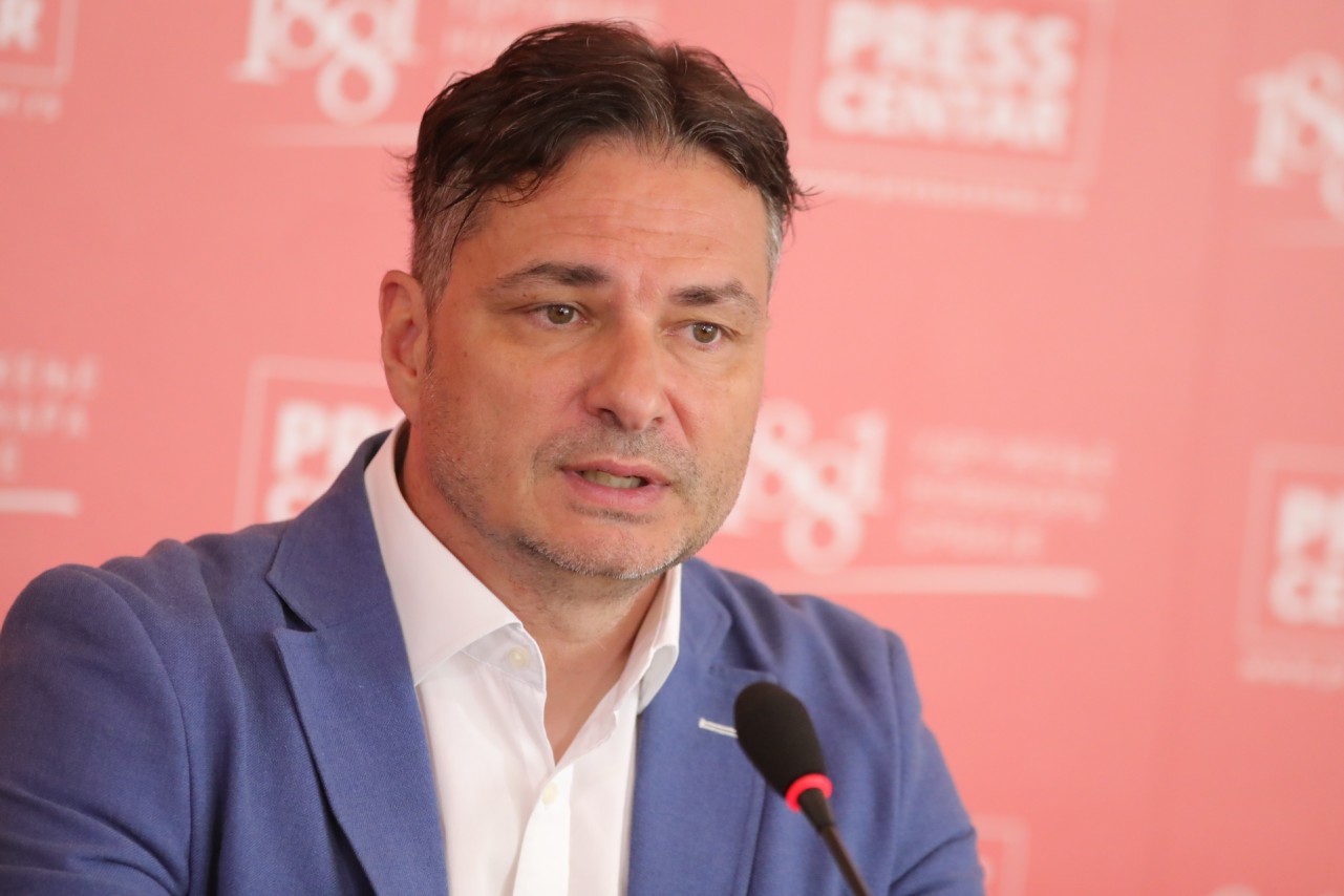 Dr Bojan Trkulja
23/04/2025