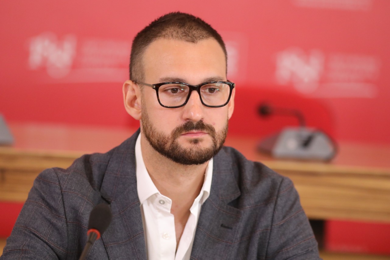 Dušan Popović
17/06/2025