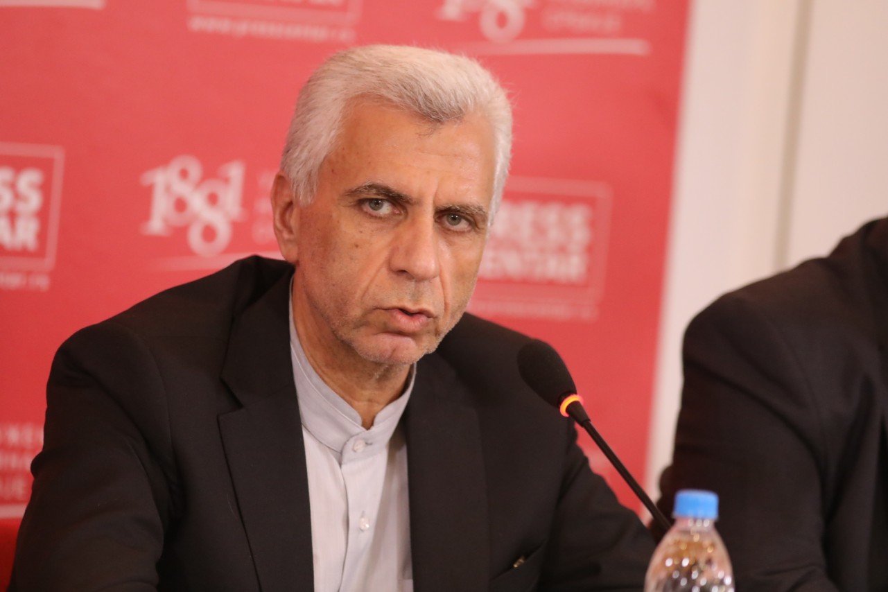 Mohamed Mahdi Abadi
26/6/2025