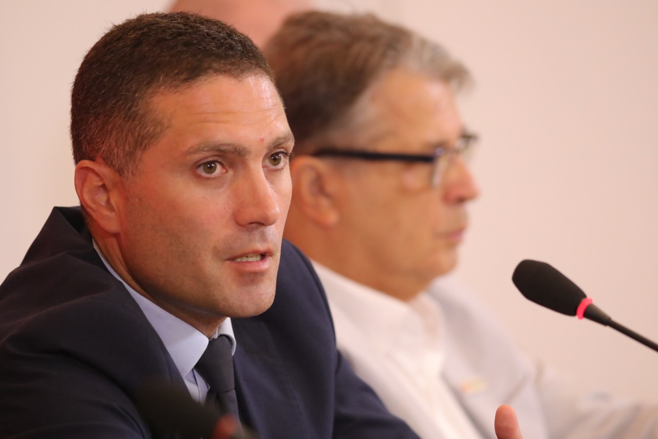 Miloš Terzić, zamenik direktora Kancelarije za Kosovo i Metohiju

Konferencija za novinare 