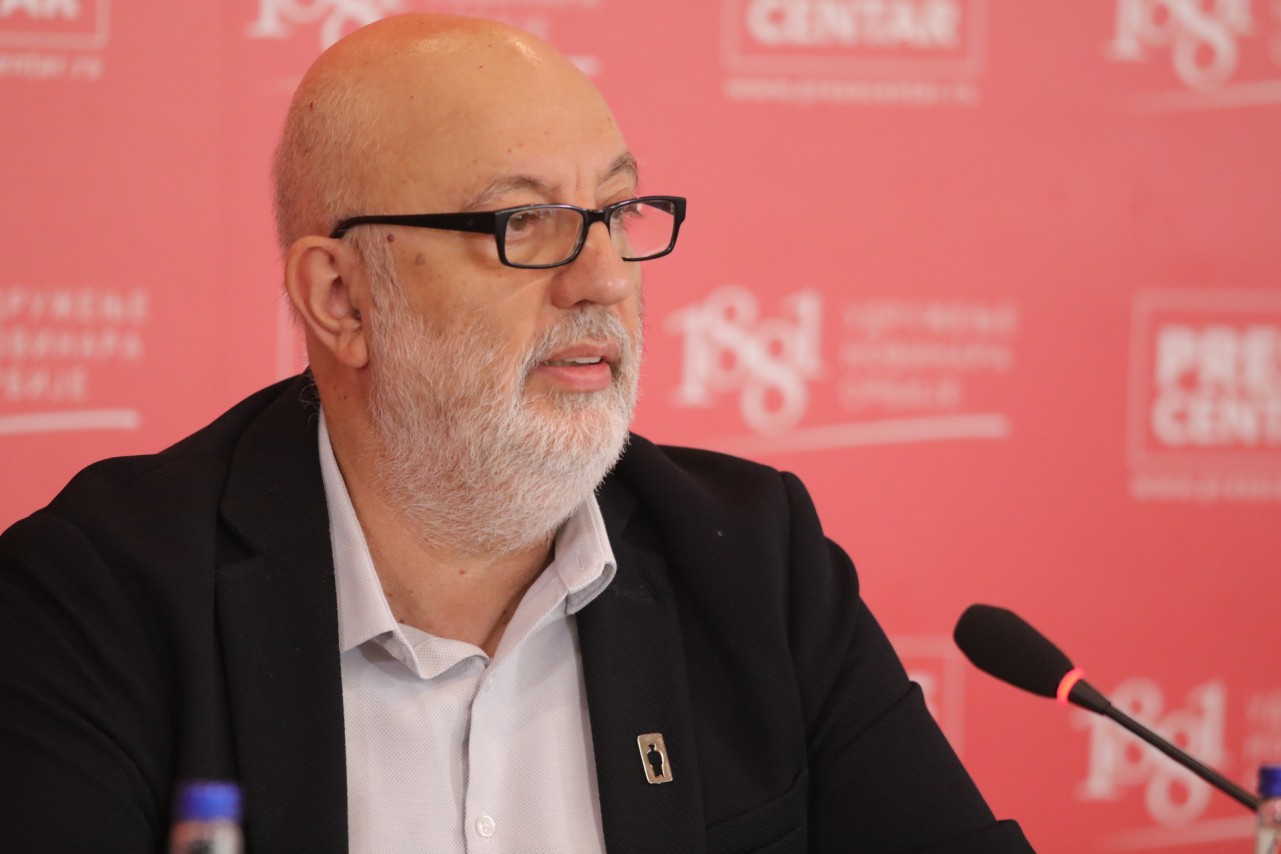Duško Čelić, zamenik predsednice Koordinacije

Konferencija za novinare 