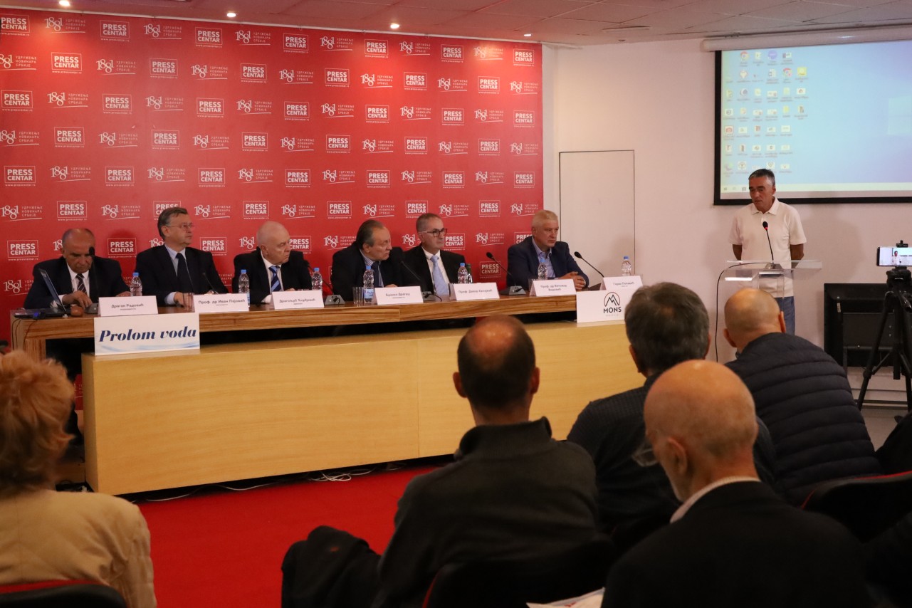 Konferencija za novinare Pokreta Moba: 