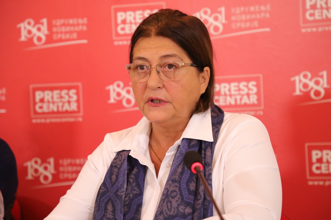 Suzana Lazarević
10/10/2025