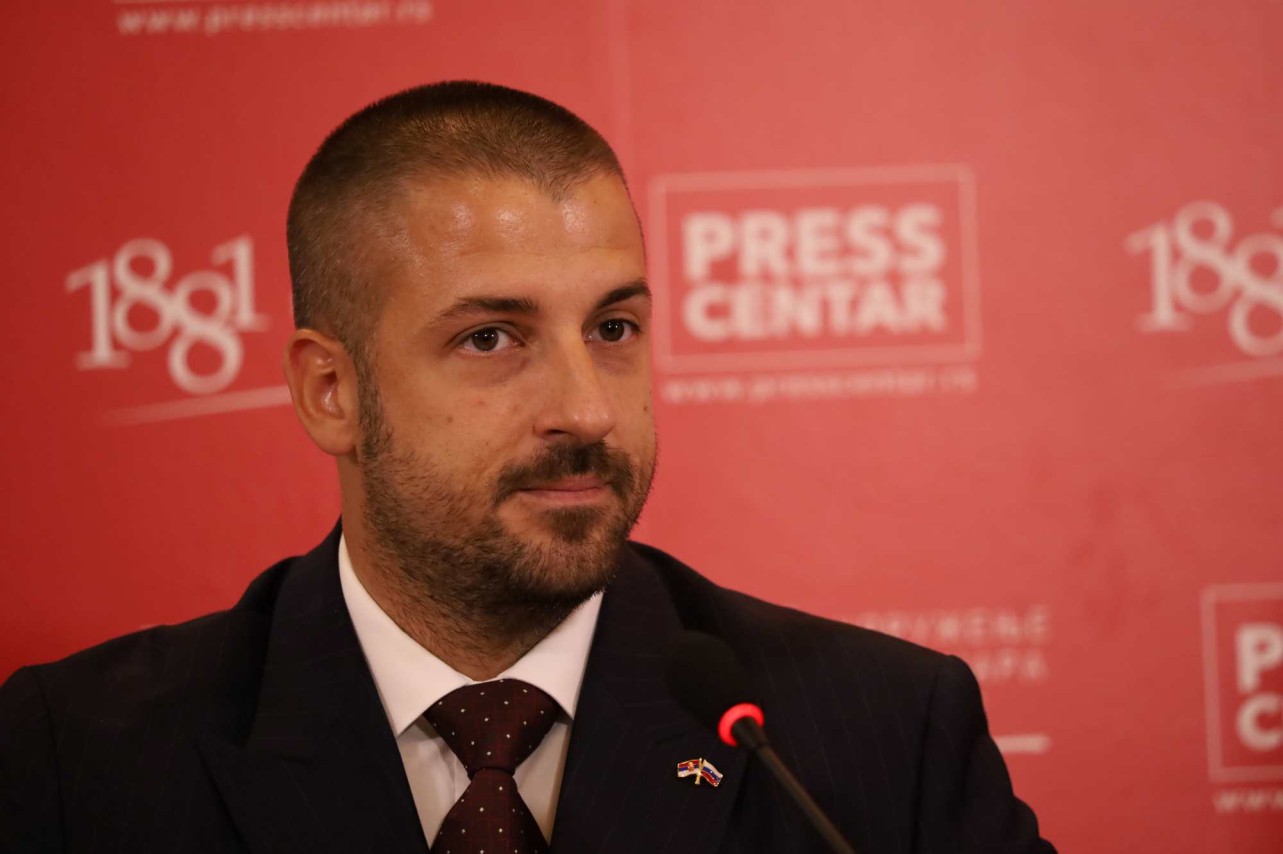 Dejan Lisica
17/10/2025