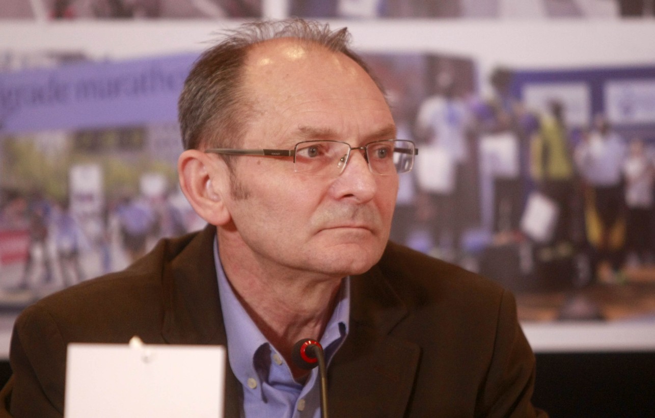 Dejan Nikolić
16/04/2014