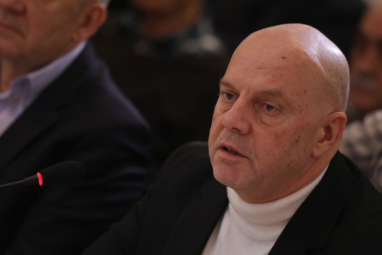 Aleksandar Pavić
26/11/2025