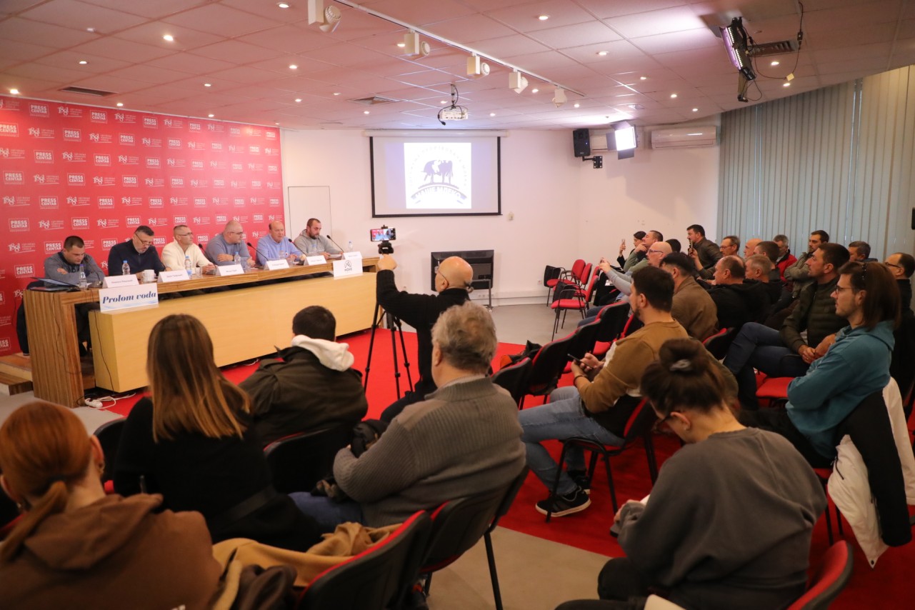 Konferencija za novinare Udruženja proizvođača mleka 