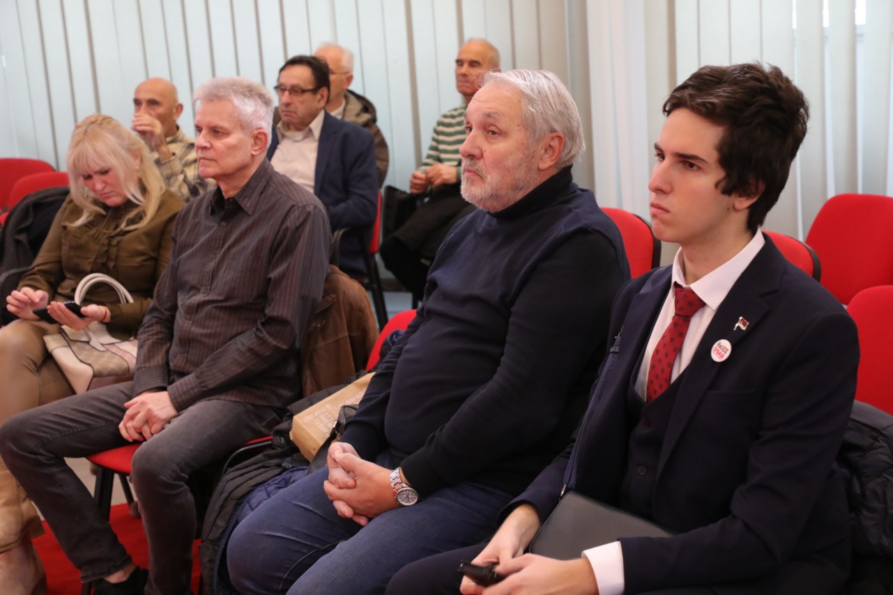 Okrugli sto: „Aktuelni odnosi Srbije i Rusije sa SAD i EU“
16/12/2025