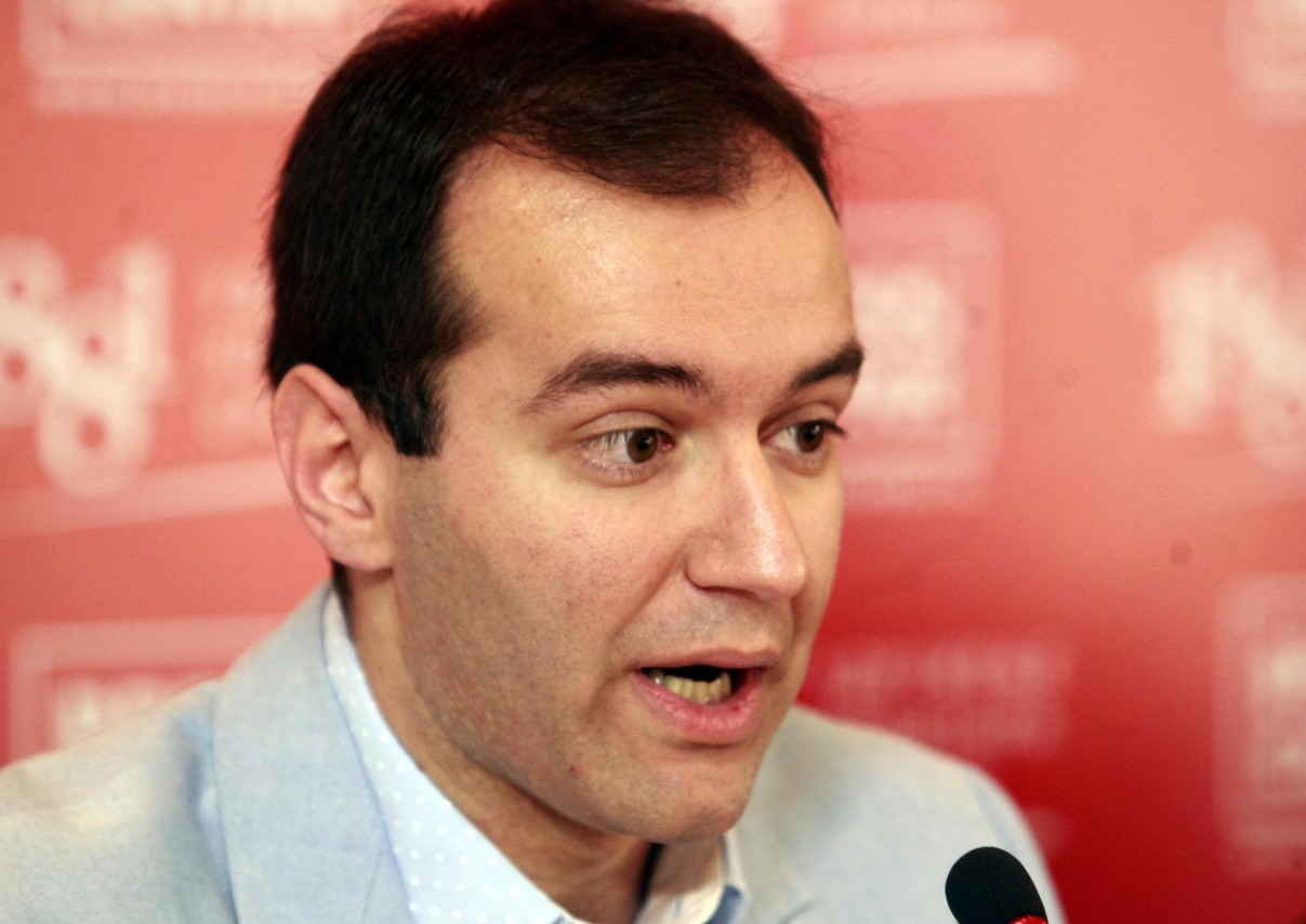 Nemanja Velikić
03/06/2014