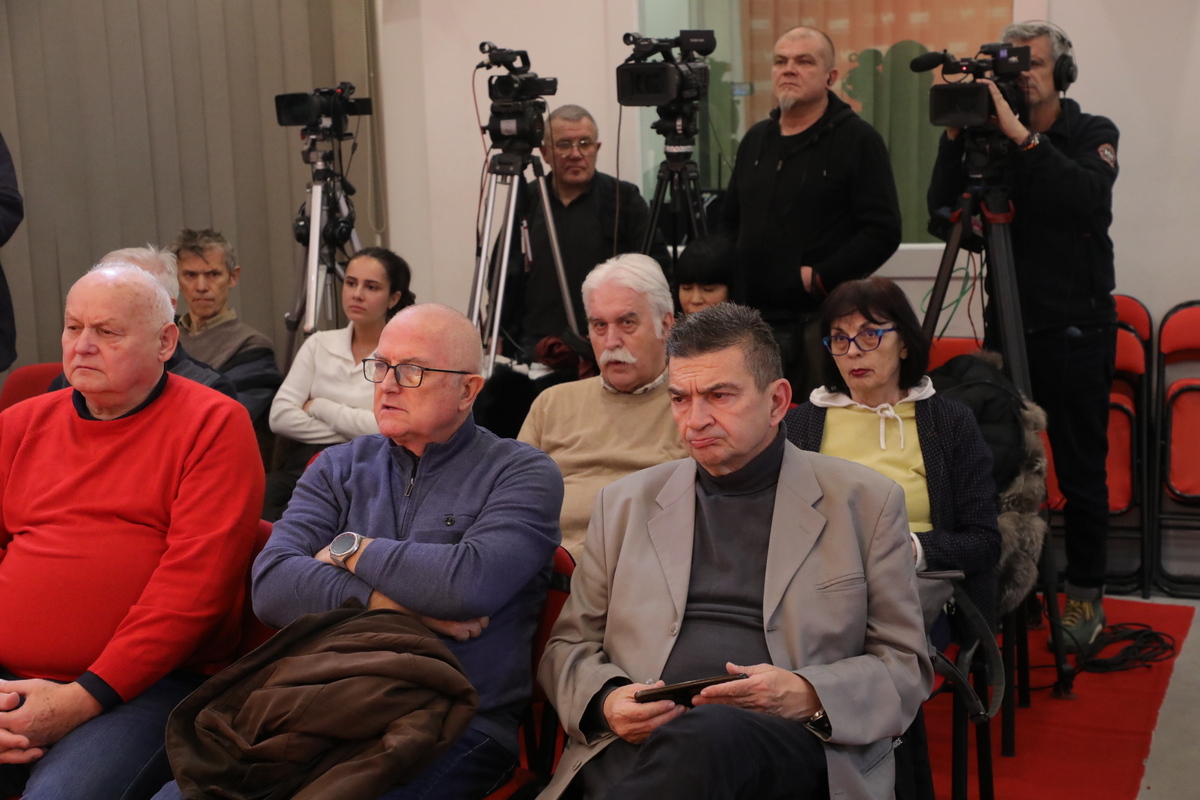 ,,Dugoročni uticaj kontaminacije nakon 1999. godine i pravni okvir odgovornosti i naknade štete obolelima od malignih bolesti