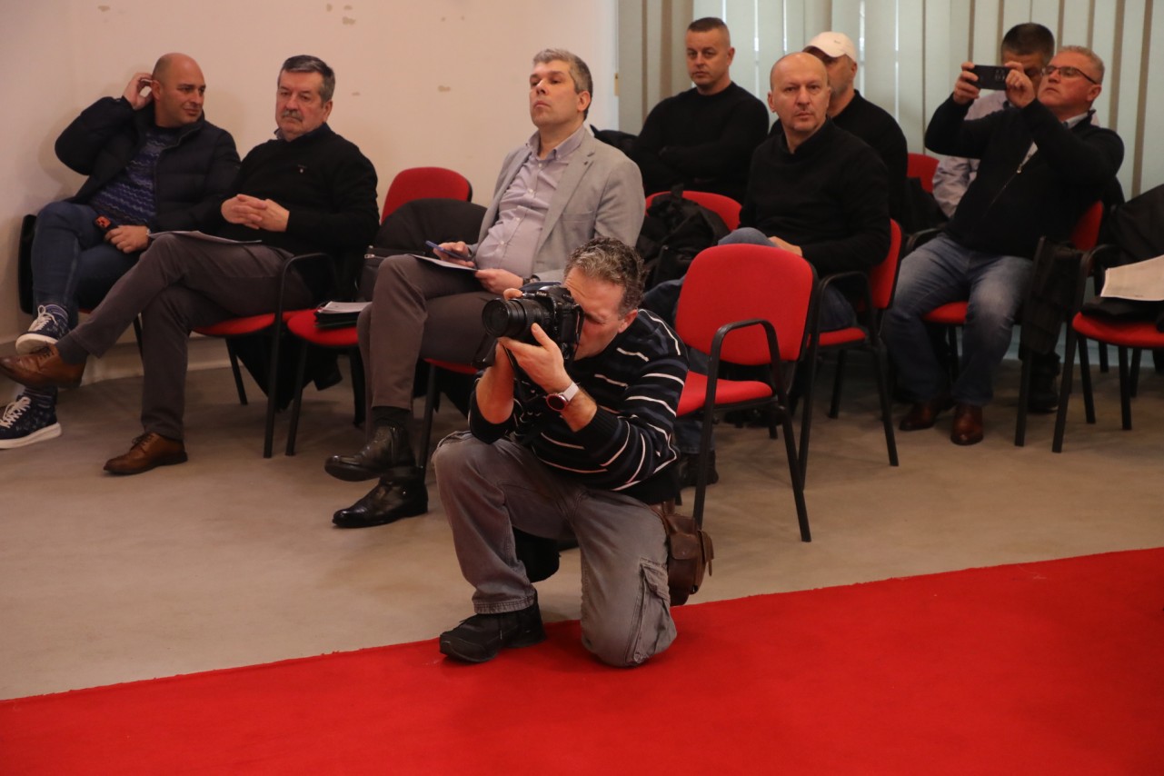 Konferencija za medije posvećena najavljenom protestu srpskih, bosansko-hercegovačkih i crnogorskih prevoznika tereta u međunarodnom drumskom saobraćaju
16/1/2026