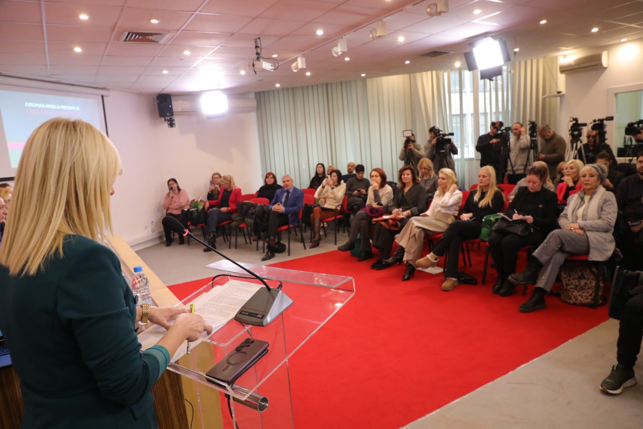 Konferencija za medije: SVAKOG DANA DVE ŽENE UMIRU – Kako da sprečimo rak grlića materice?
21/01/2026