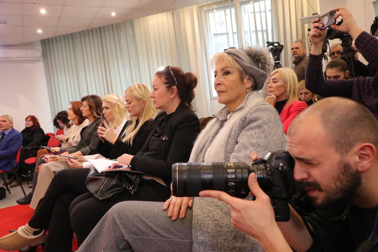 Konferencija za medije: SVAKOG DANA DVE ŽENE UMIRU – Kako da sprečimo rak grlića materice?
21/01/2026