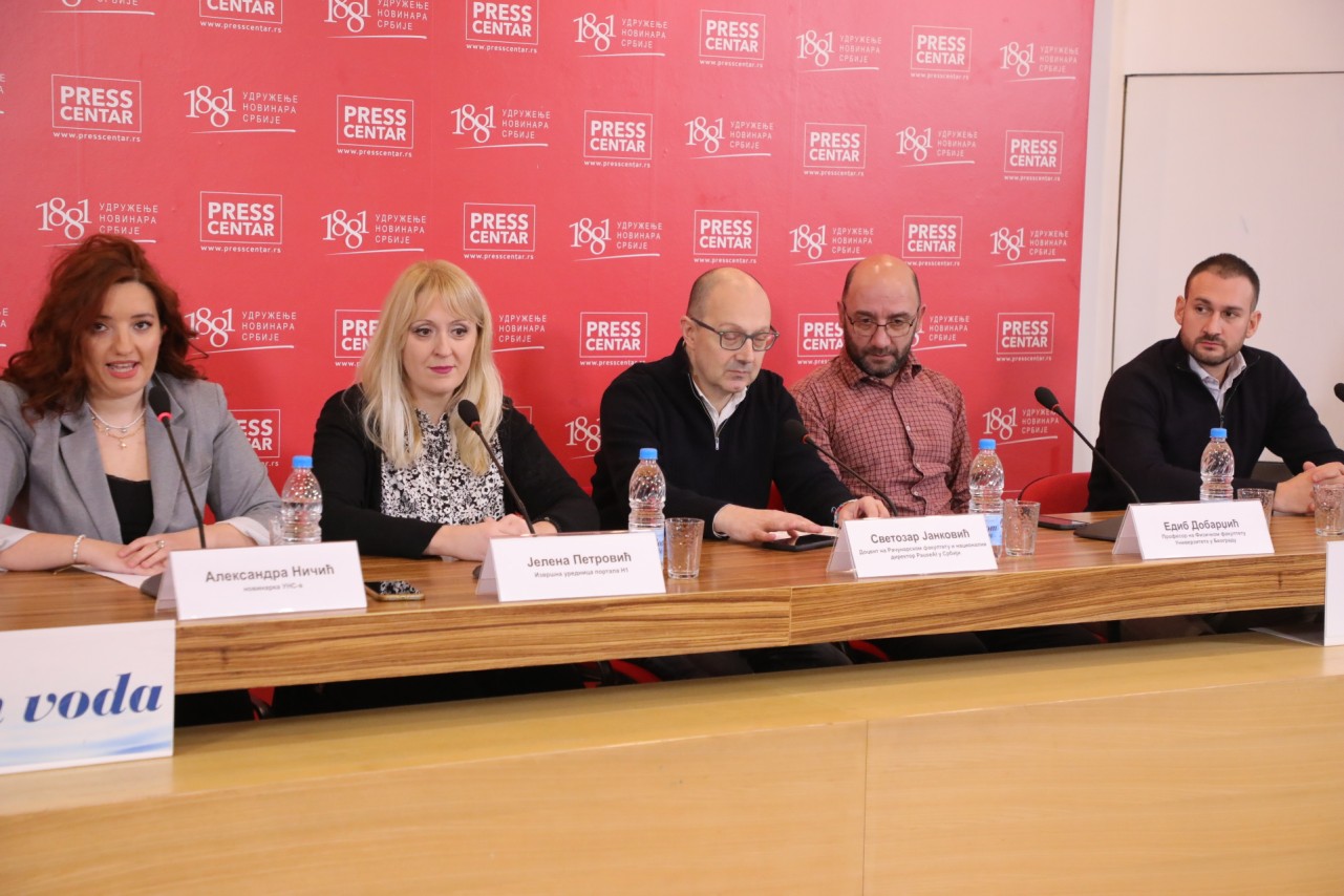 Veštačka inteligencija u novinarstvu: rizici, odgovornost i poverenje publike
22/1/2026