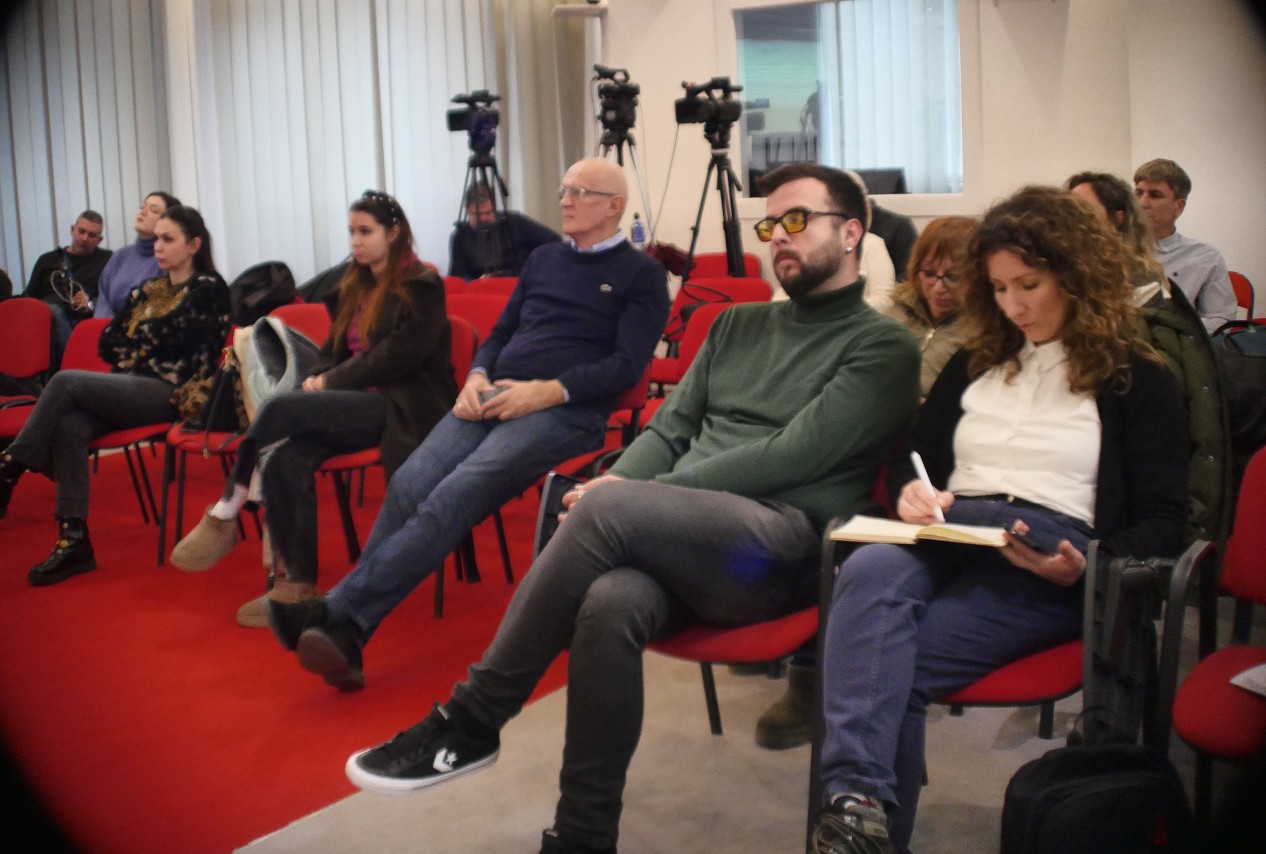 Konferencija za novinare “Koliko dnevne novine poštuju Kodeks novinara Srbije, a koliko prihoduju od oglašavanja”
22/01/2026