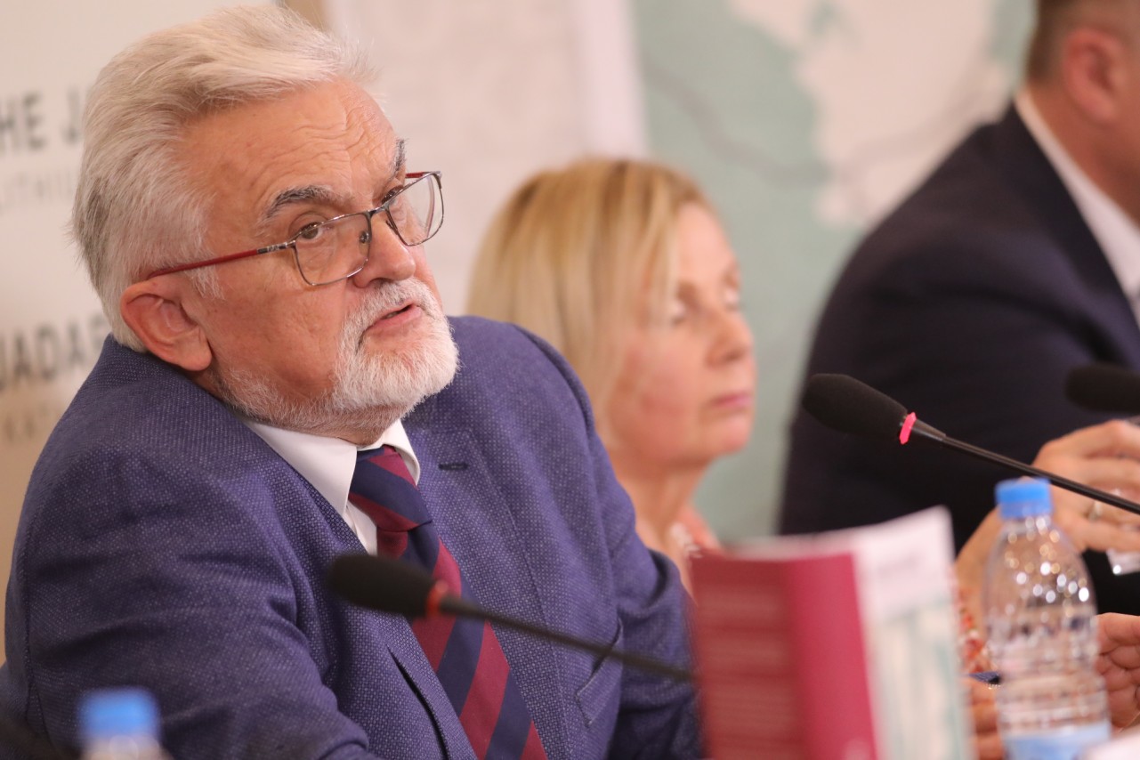 Radmilo V. Pešić
29/01/2026