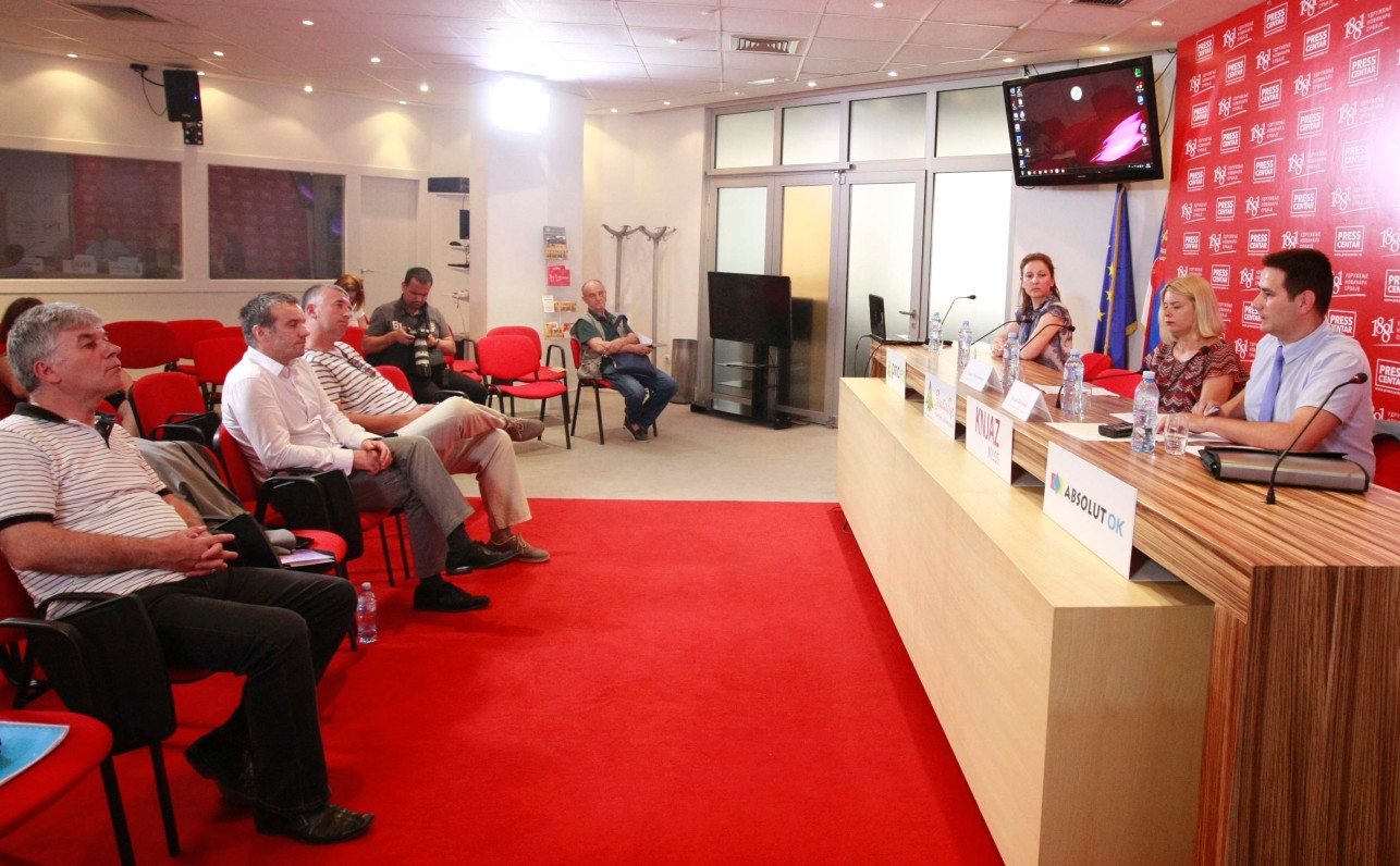 Konferencija za novinare SINOS-a i ZUM koalicije
8/7/2014