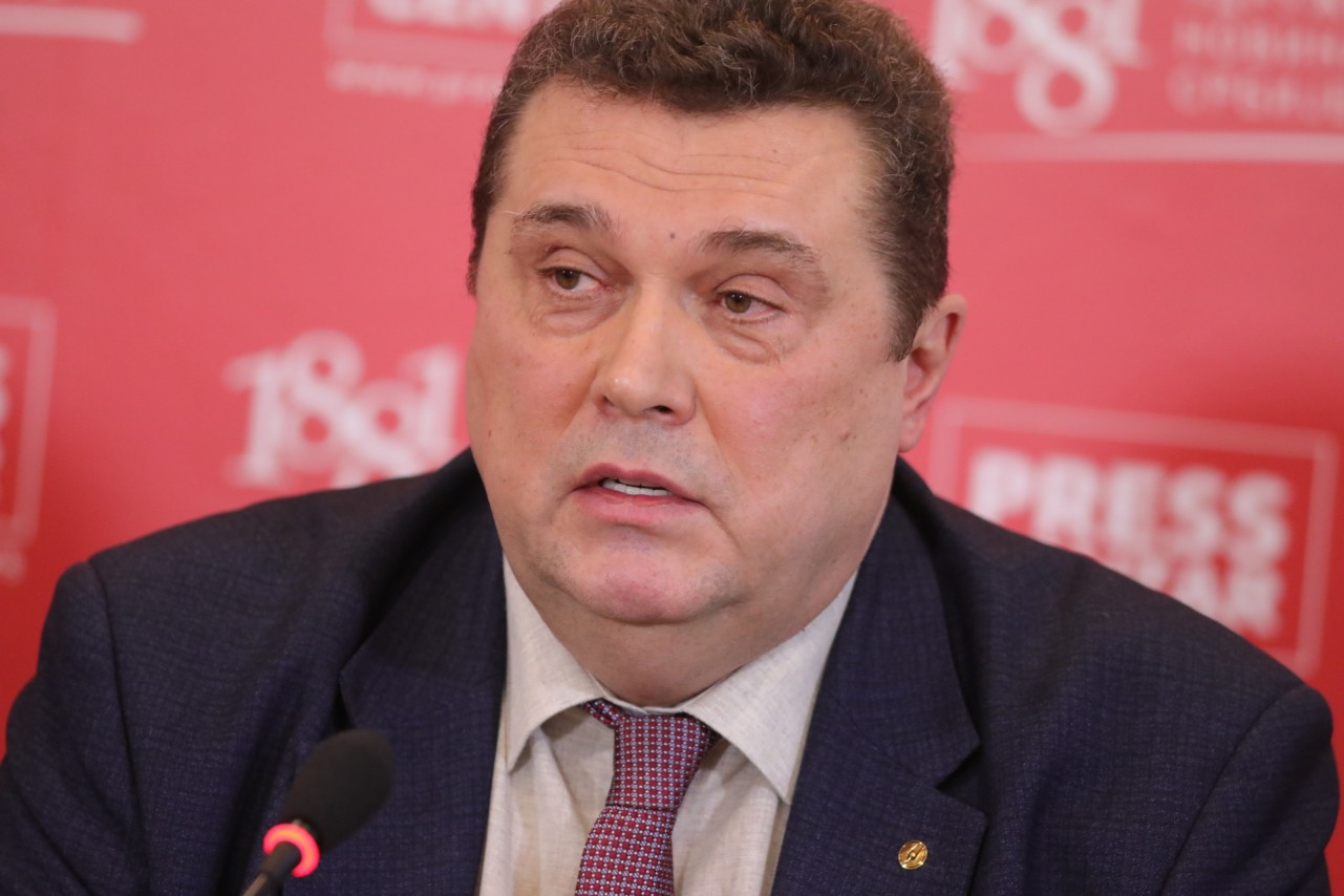 Vladimir Solovjov
10/3/2026