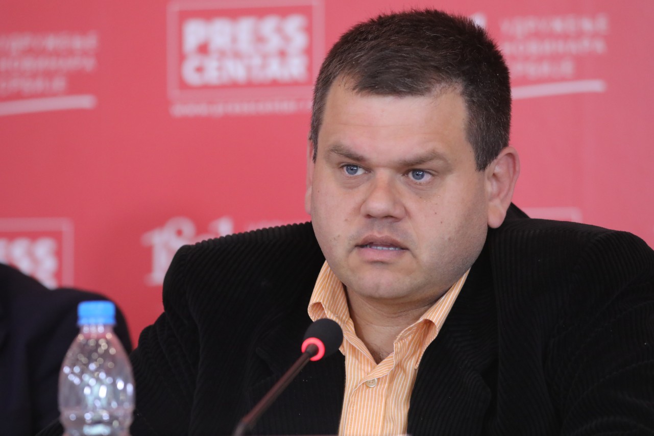 Dejan Umetić
23/4/2026