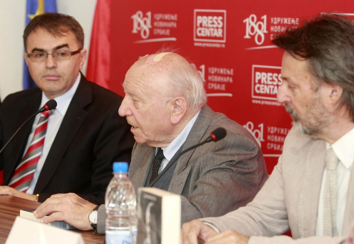 Slobodan Erić, Dragan Nedeljković i prof. dr MIle Bjelajac
10/09/2014