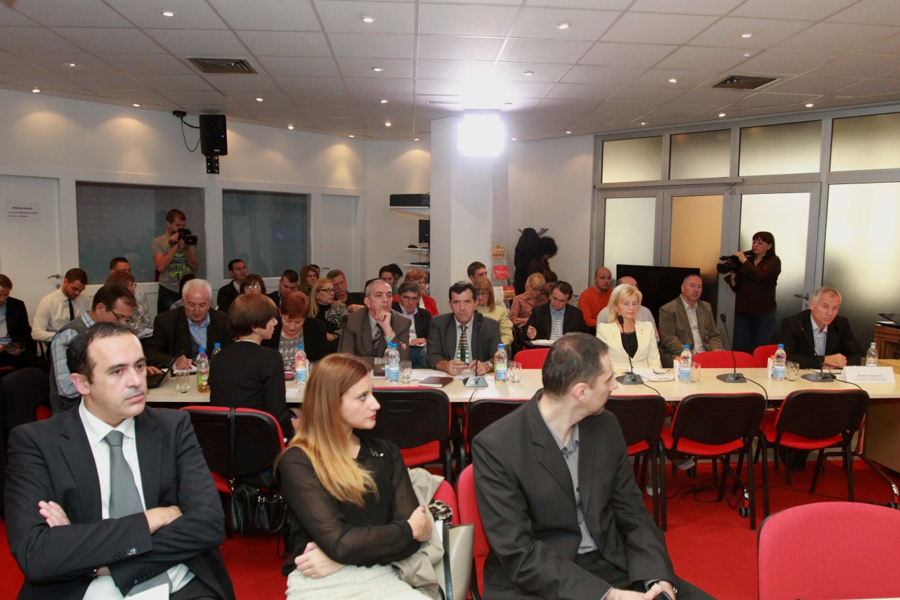 Okrugli sto Mreže za poslovnu podršku, Saveza računovođa i revizora Srbije i domaćih i stranih investitora u Srbiji 
07/10/2014
