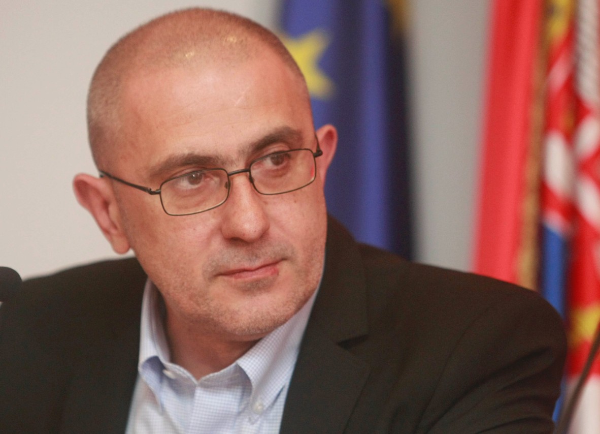 Filip Švarm
08/05/2015