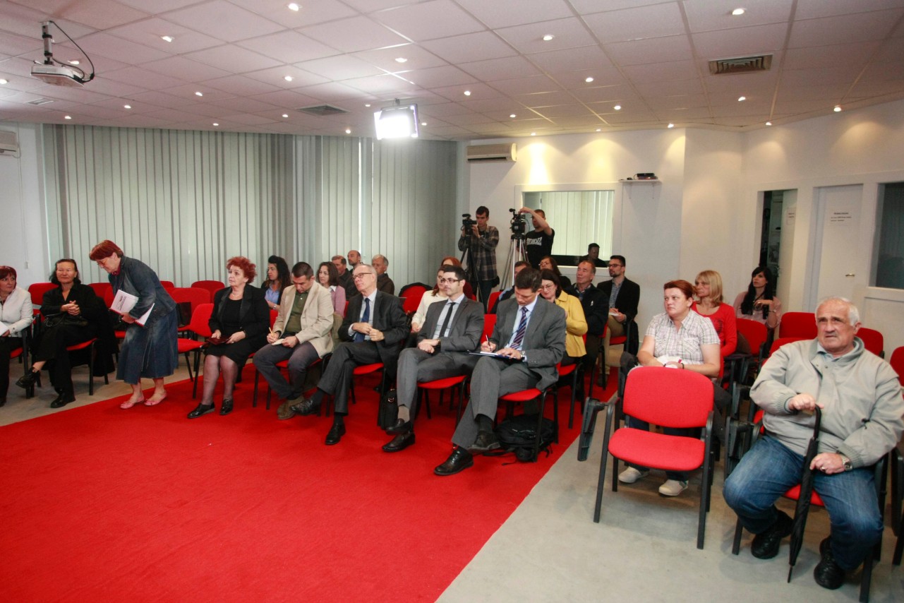 Tribina Udruženja porodica stradalih na Kosovu i Metohiji 
27/05/2015