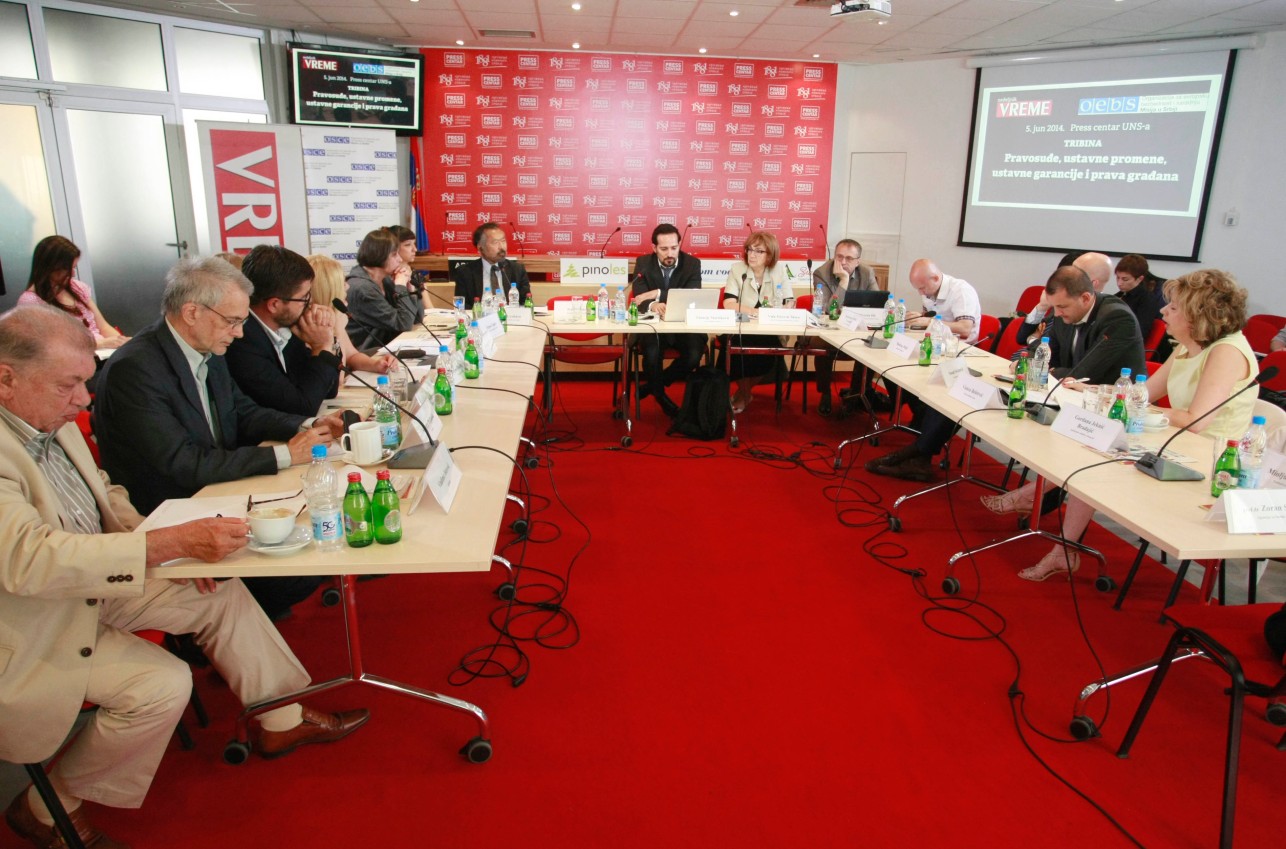 Tribina nedeljnika VReme u saradnji sa Misijom OEBS-a
05/06/2015
