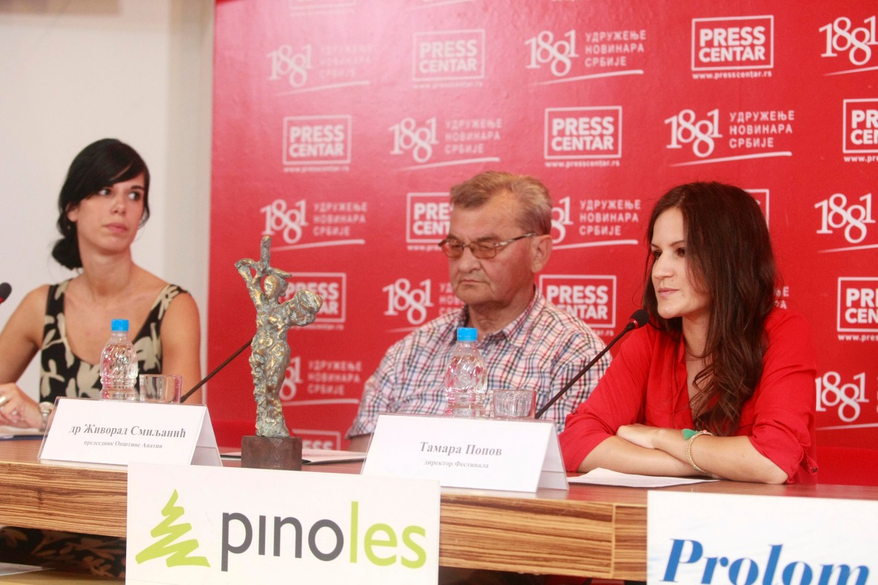 KZN organizatora Internacionalnog festivala reportaže i medija INTERFER Zlatna NIKA 2015.
3/9/2015