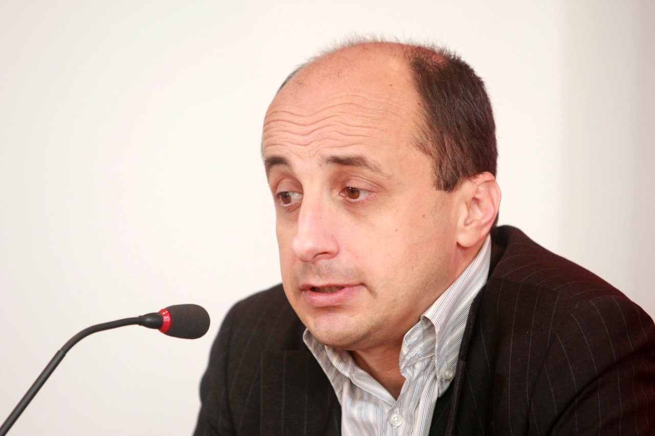 Petar Jeremić
9/9/2015
