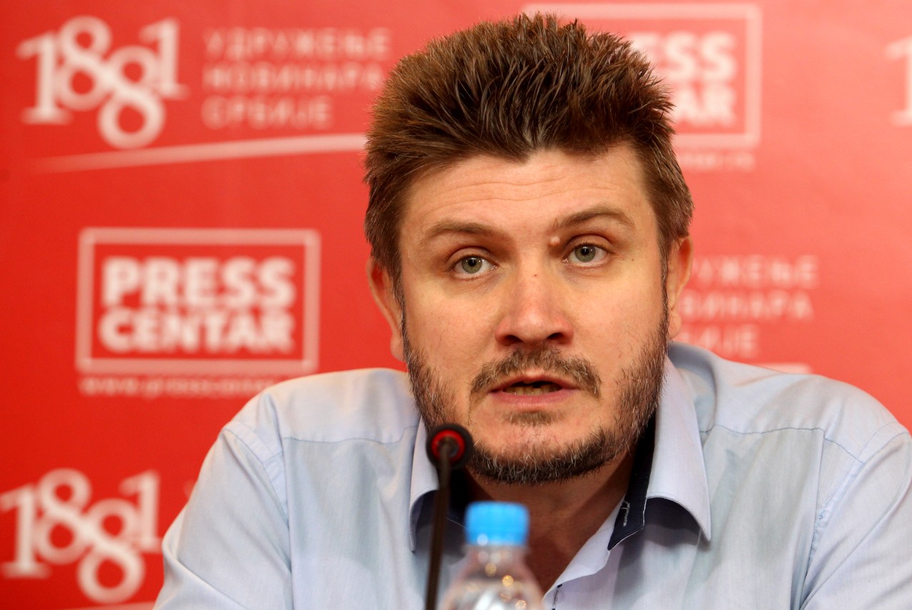 prof. dr Ivan Dojčinović
8/10/2015