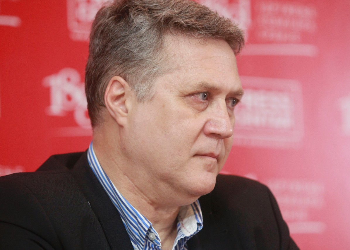 Nenad LJ. Stefanović
28/10/2015
