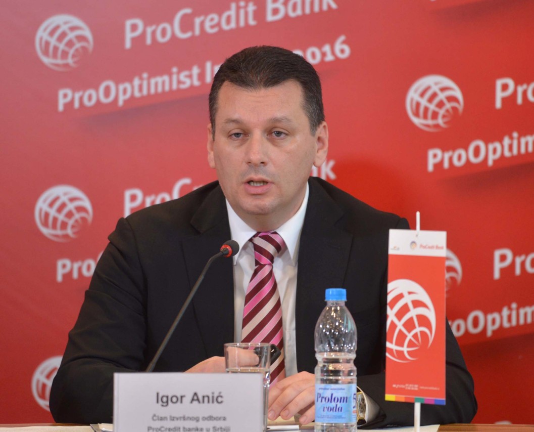 Igor Anić
9/12/2015
