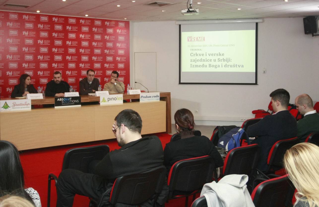 “Crkve i verske zajednice u Srbiji: Između Boga i društva“
18/12/2015