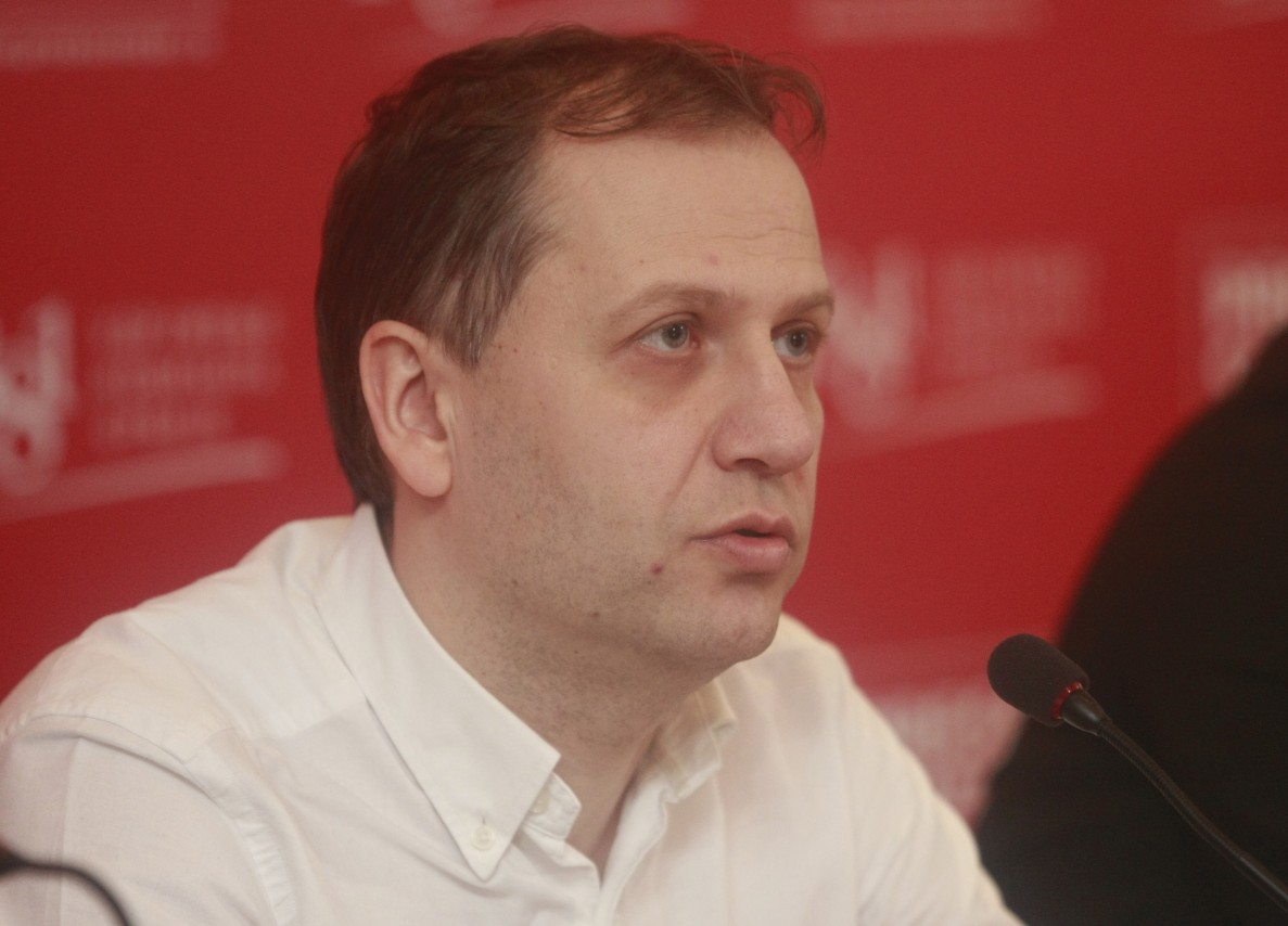 mr Vladimir Pejić
3/2/2016