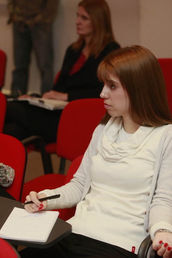 KZN dela beogradskih taksista okupljenih oko Inicijative za ocenu ustavnosti (282/13) Člana 8. Stav 1. Tačka 8. Odluke o taksi prevozu grada Beograda
19/02/2016
