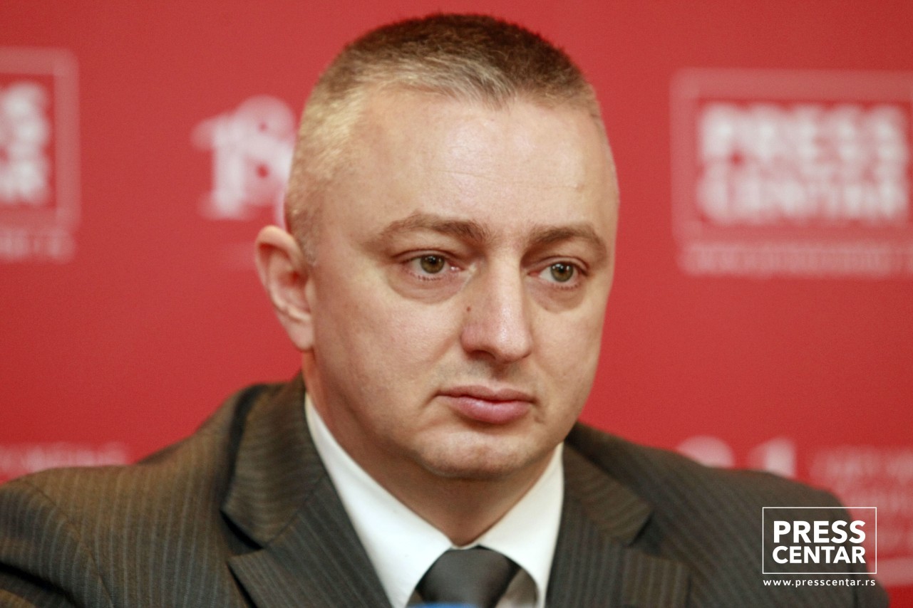 Darko Trifunović
2/3/2016