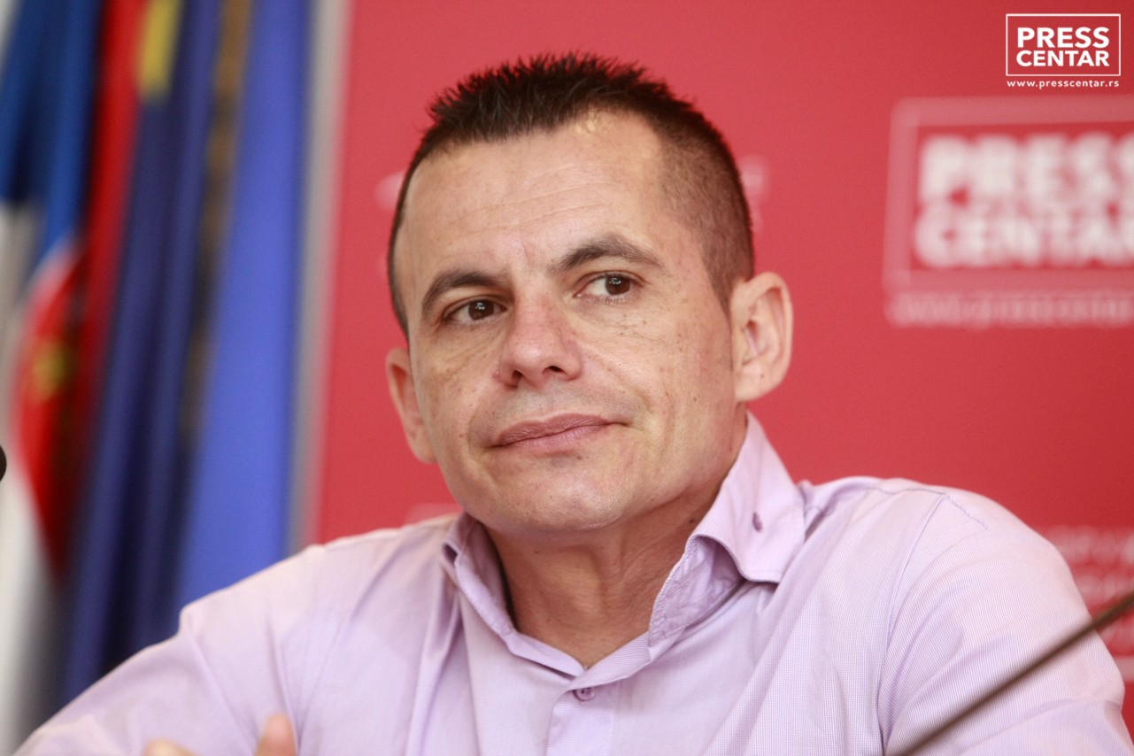 Mikica Budimirović
8/9/2016