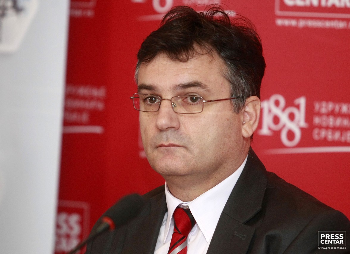 Dejan Ostojić
1/11/2016