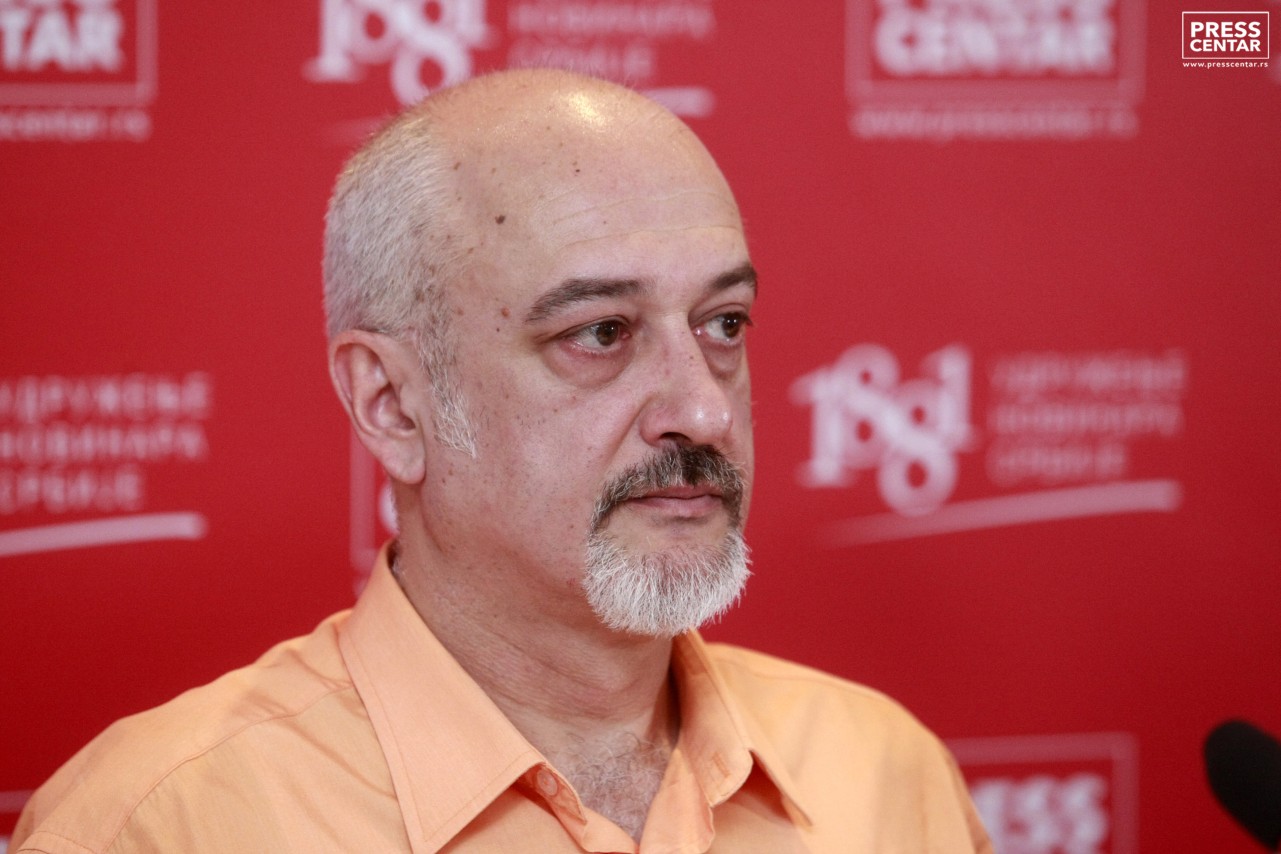 dr Rade Panić
2/11/2016